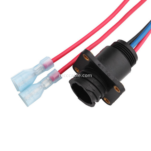 6 conjunto de chicote de fios Molex do fio do comprimento do Pin 100mm 1722582106 a 4 Pin TE 208130-1