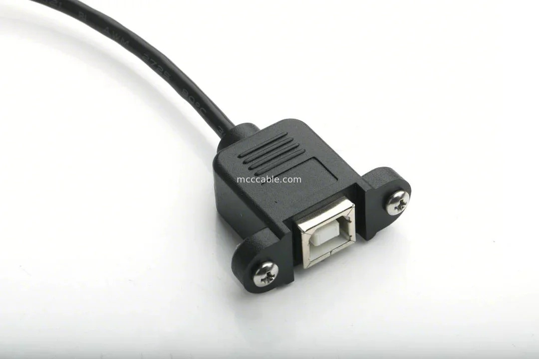 Portos USB montáveis tipo B PANEL FEMENAL MOUNTADOR PARA USB MINI-B HOMEM ângulo superior com moldagem