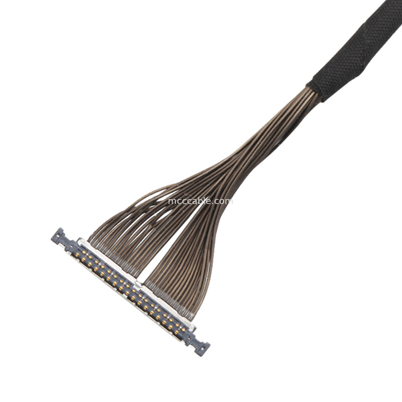 Cabo Micro Coaxial de 32 pines de 0,3 mm Pitch 20496-032T-40 Lvds Cable para conector de drone 32P